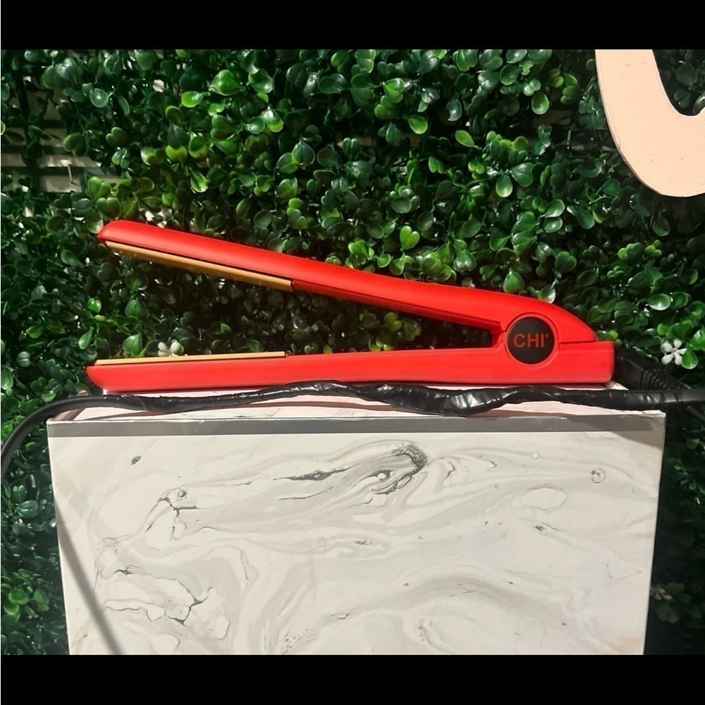 chi hair straightener flat iron